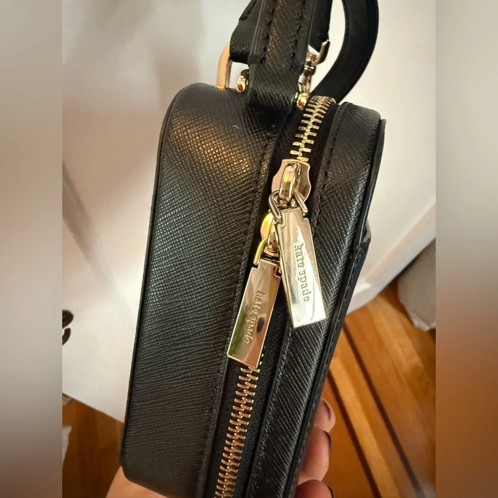 Kate Spade Daisy vanity - Picture 8 of 12